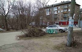 Уборка придомовых территорий по адресам: ул. Волховская, 23 и ул. Кронита, 13