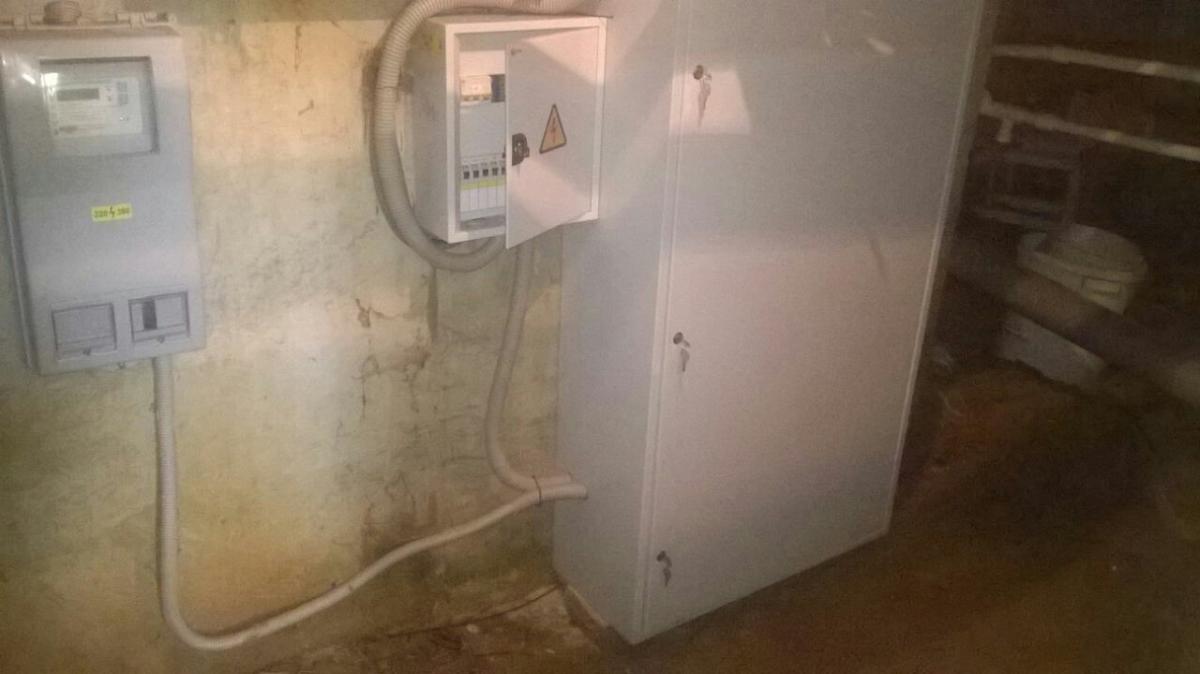 Замена общедомовых электрических щитов в доме по адресу ул. Волховская, 32