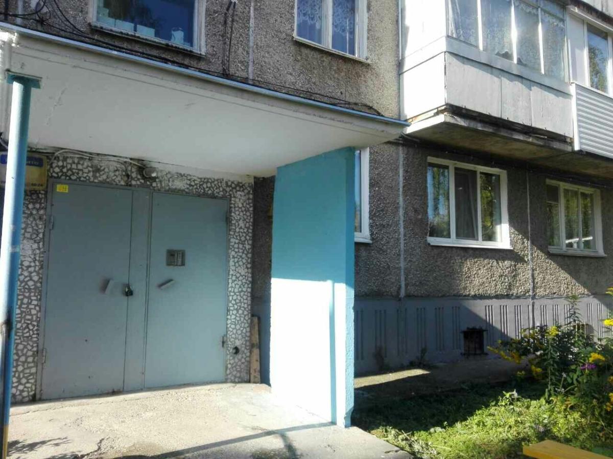Ремонт входных групп в доме по адресу ул. Кронита, 6