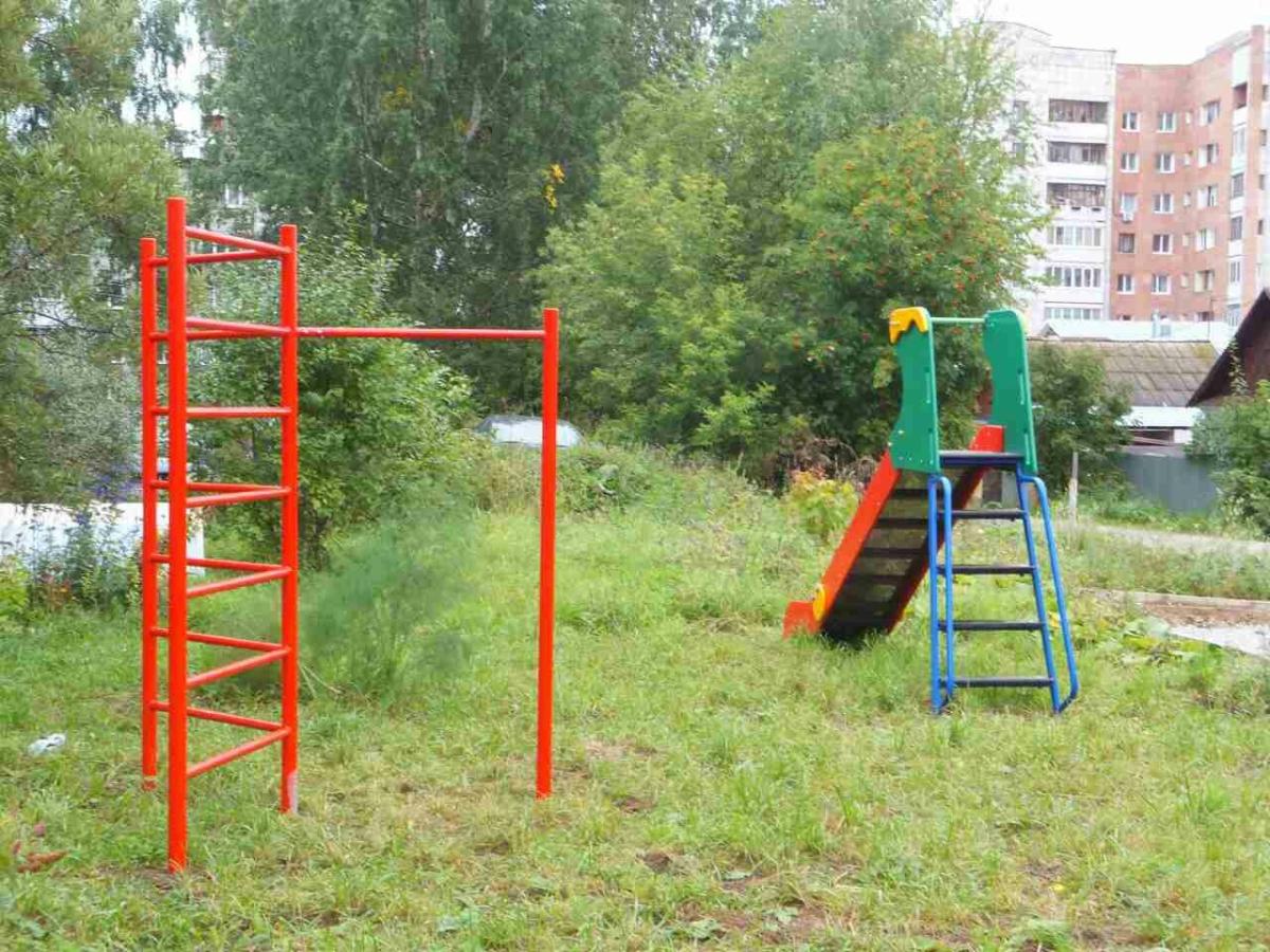 Установка детской площадки